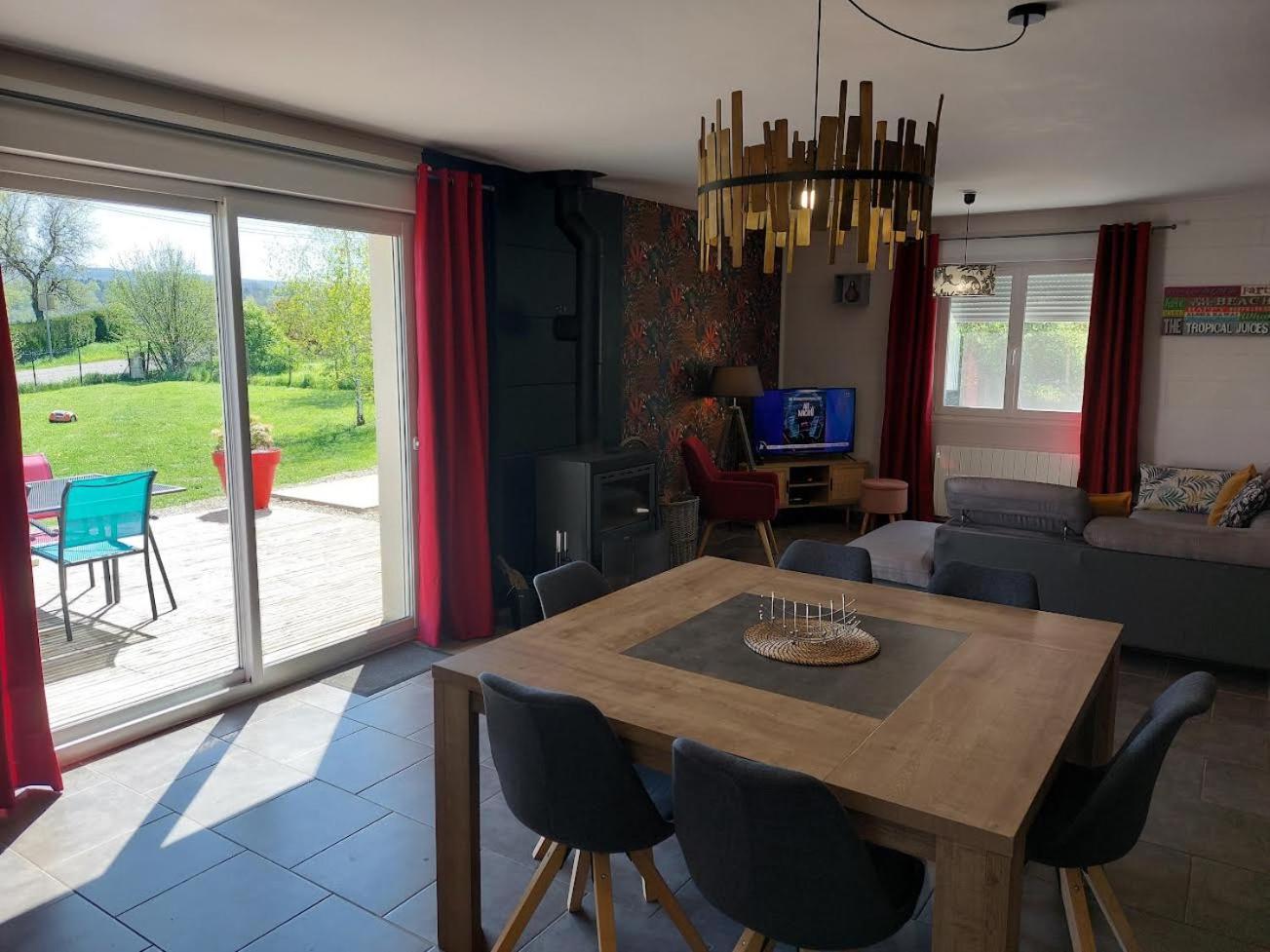 Entre Lacs Et Montagnes , Maison Individuelle,Lits Prepares, Parking Et Menage Inclus Baresia-sur-l'Ain Exterior photo
